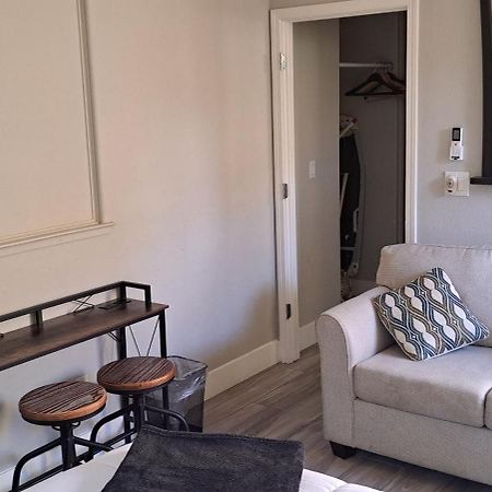 Roseville Properties Luaran gambar