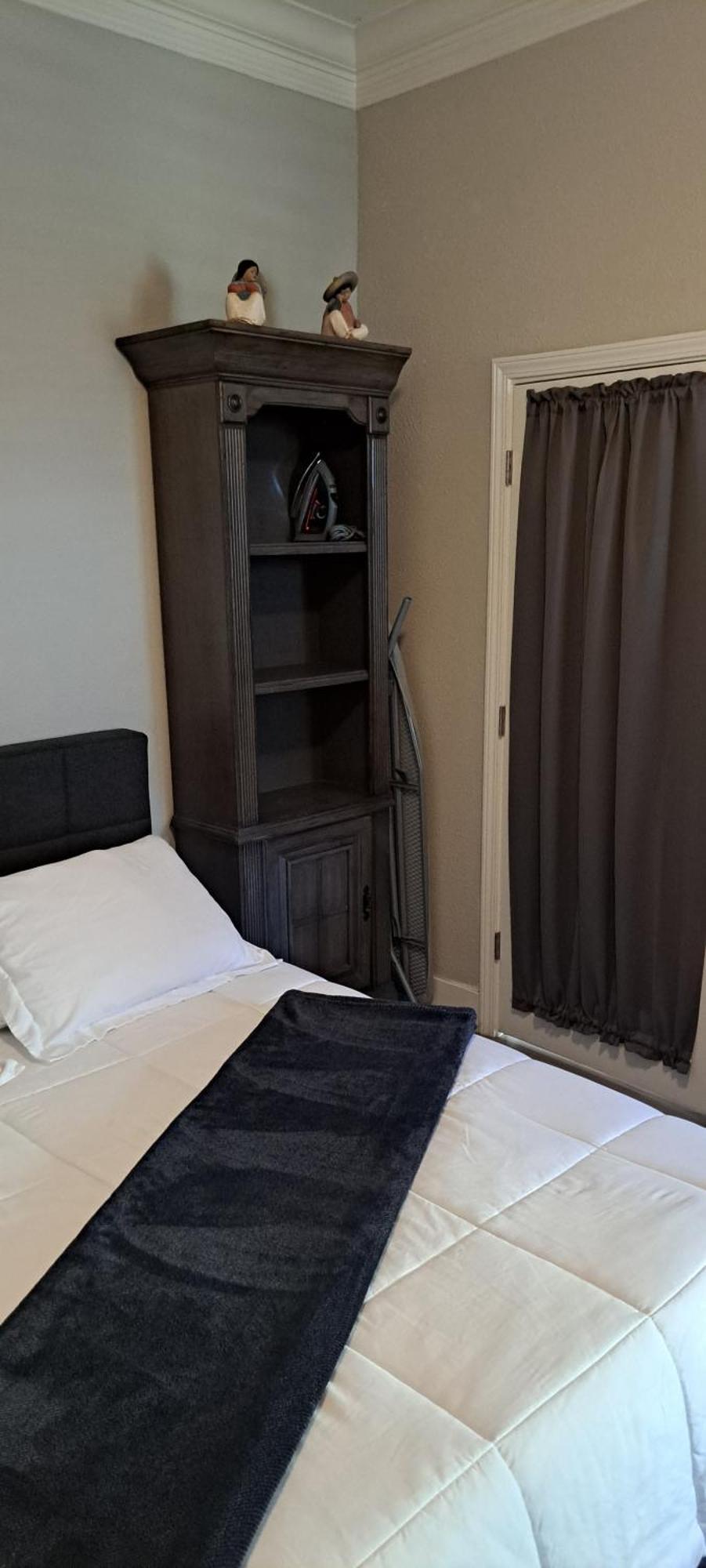 Roseville Properties Luaran gambar