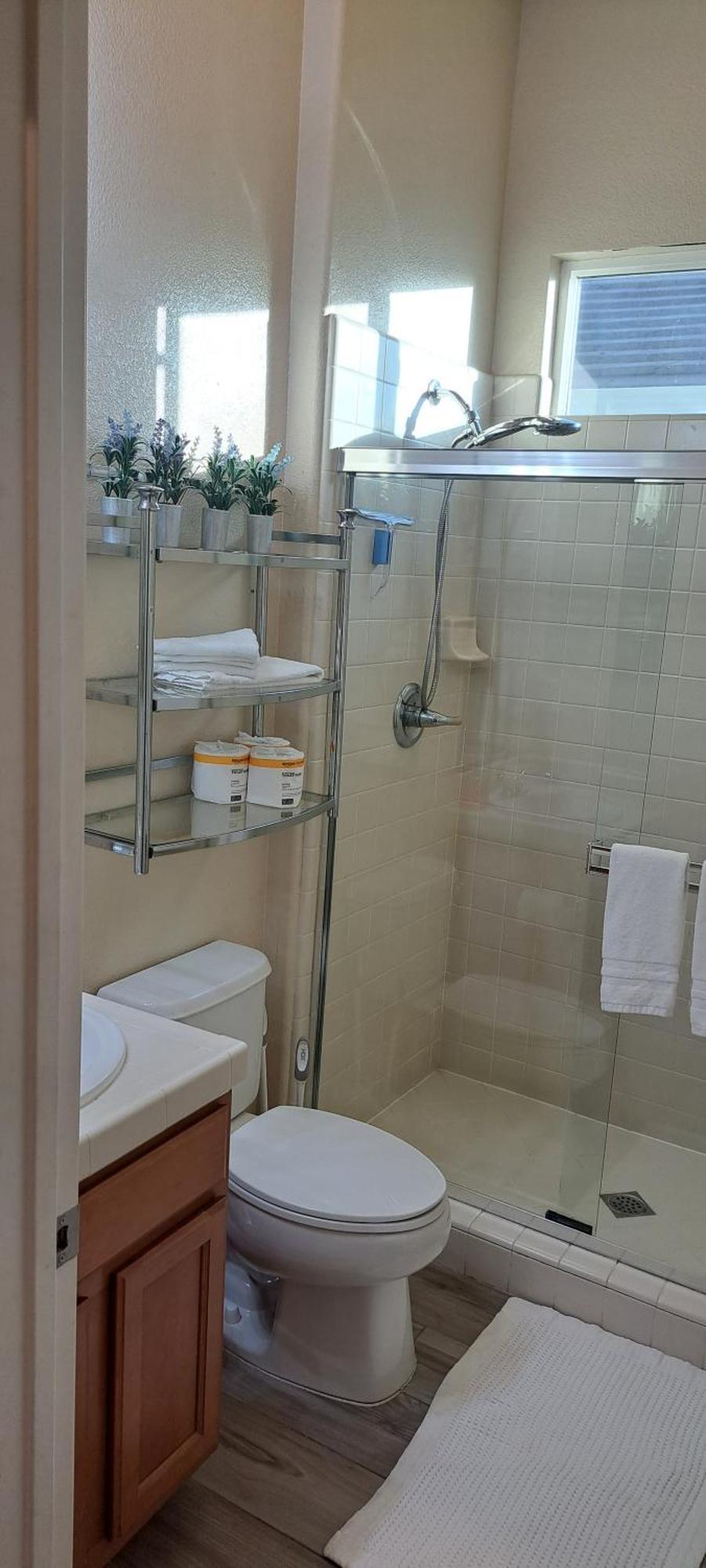 Roseville Properties Luaran gambar