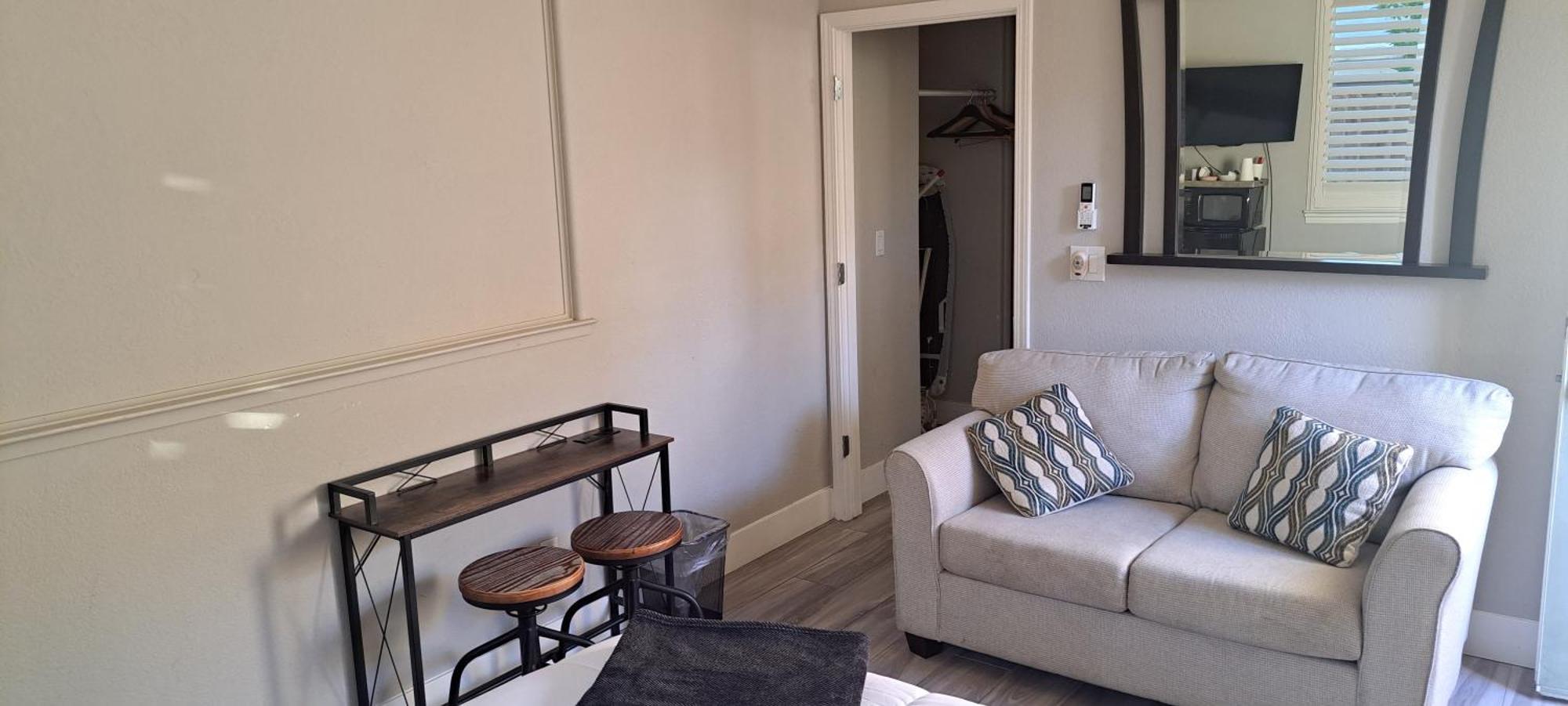 Roseville Properties Luaran gambar